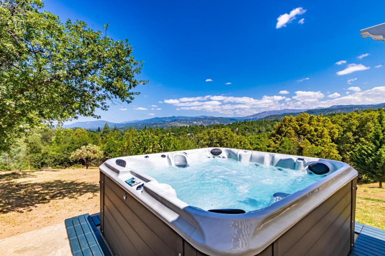 Spectacular Views W/ Hot Tub/bbq -yosemite & Bass