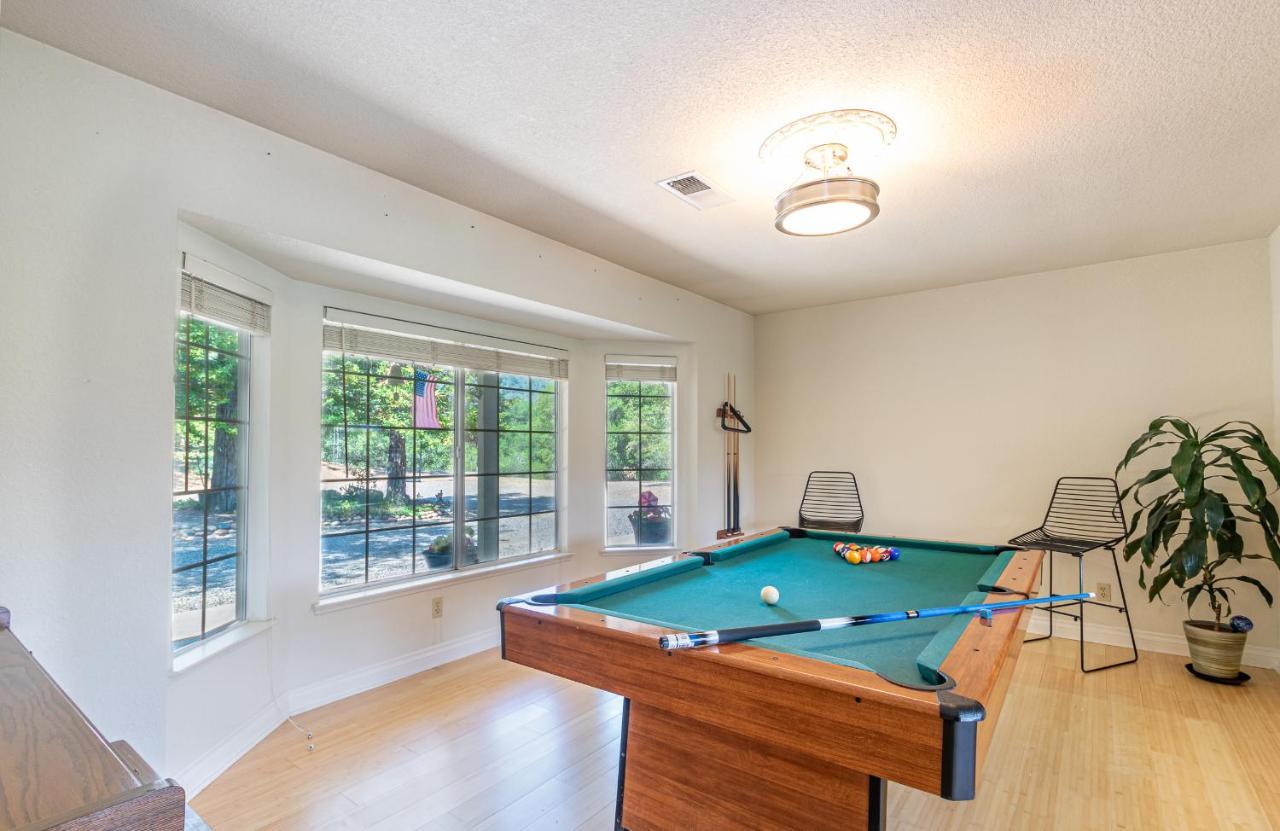 Villa Spectacular Views W/ Hot Tub/bbq -yosemite & Bass *