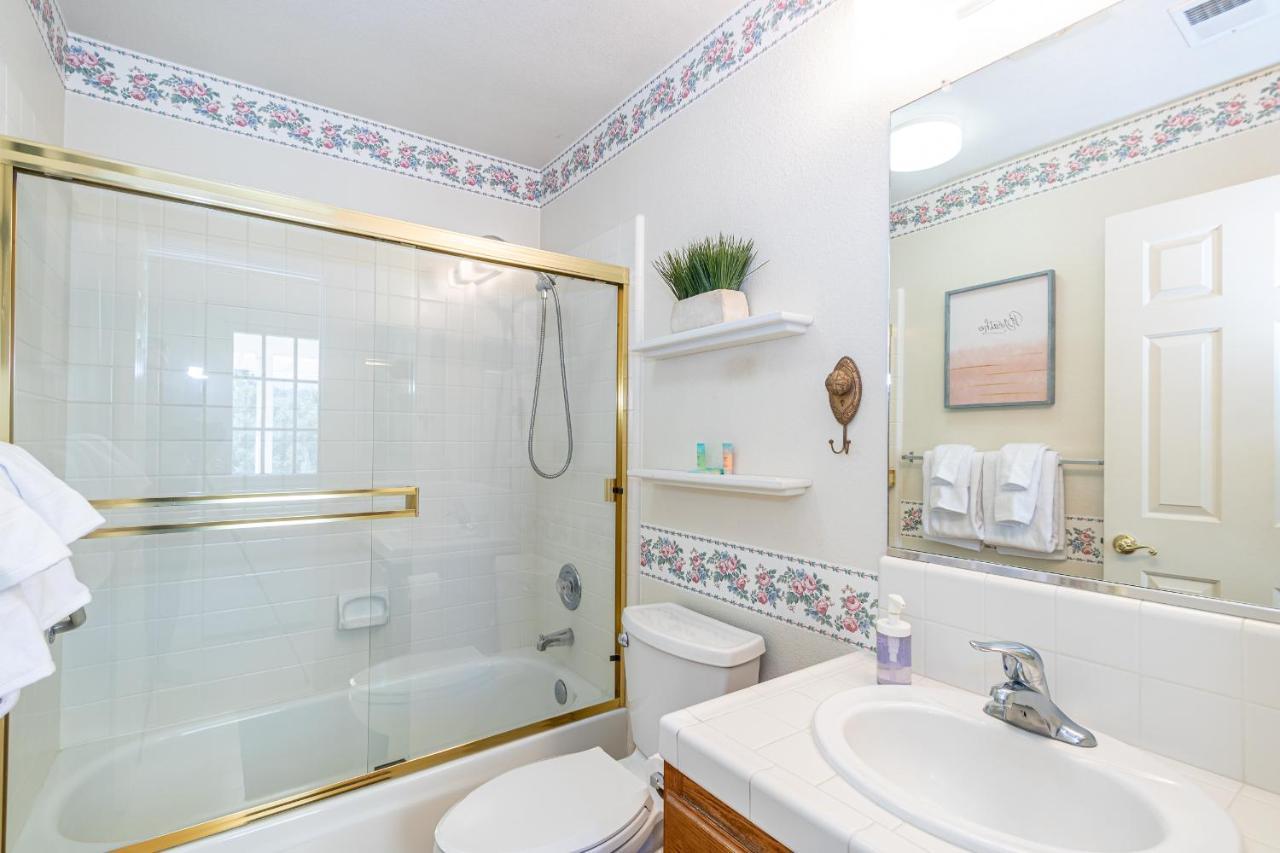 Villa Spectacular Views W/ Hot Tub/bbq -yosemite & Bass Oakhurst