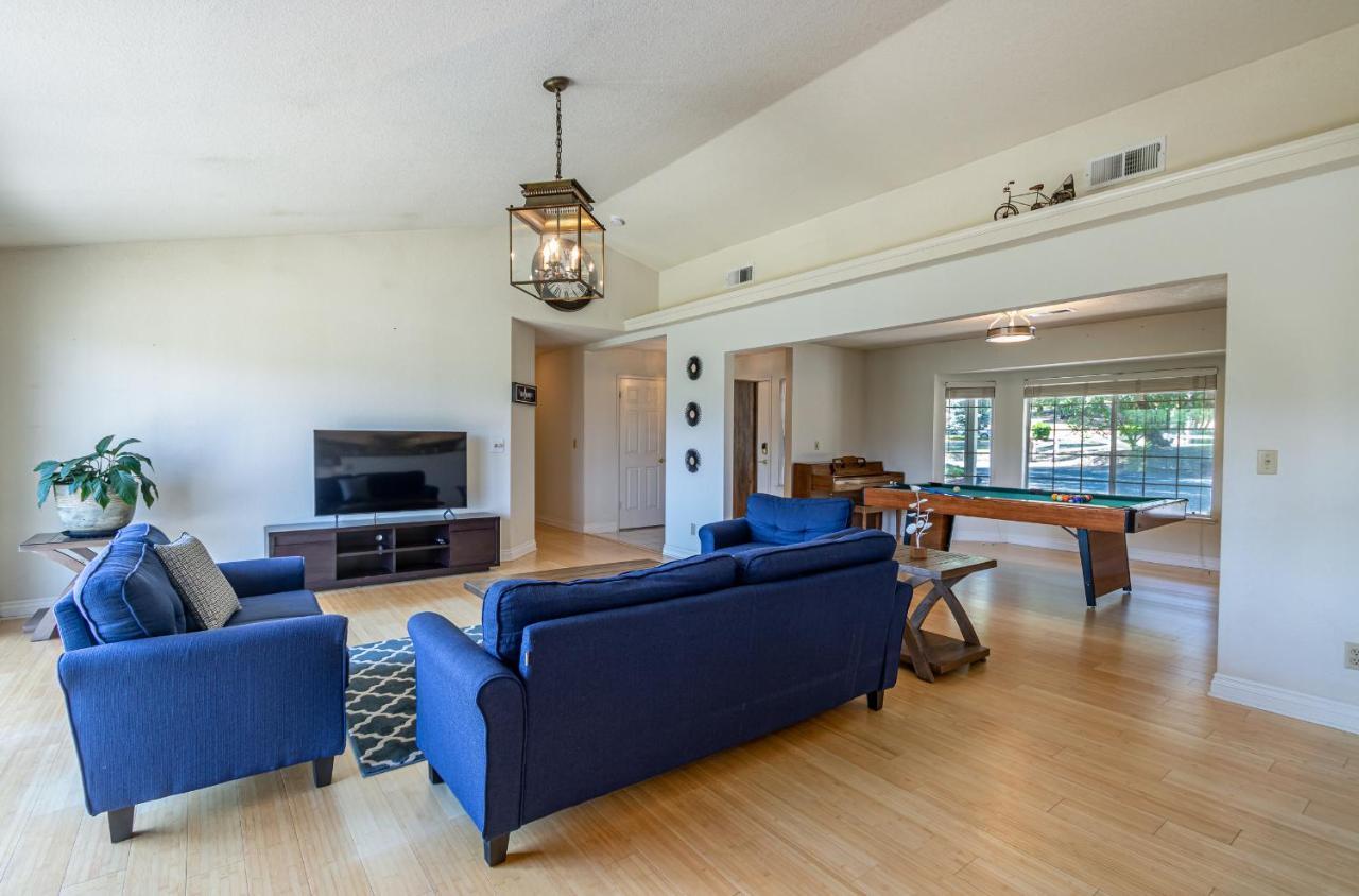 Spectacular Views W/ Hot Tub/bbq -yosemite & Bass Oakhurst