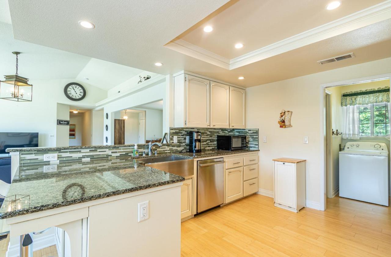Villa Spectacular Views W/ Hot Tub/bbq -yosemite & Bass *