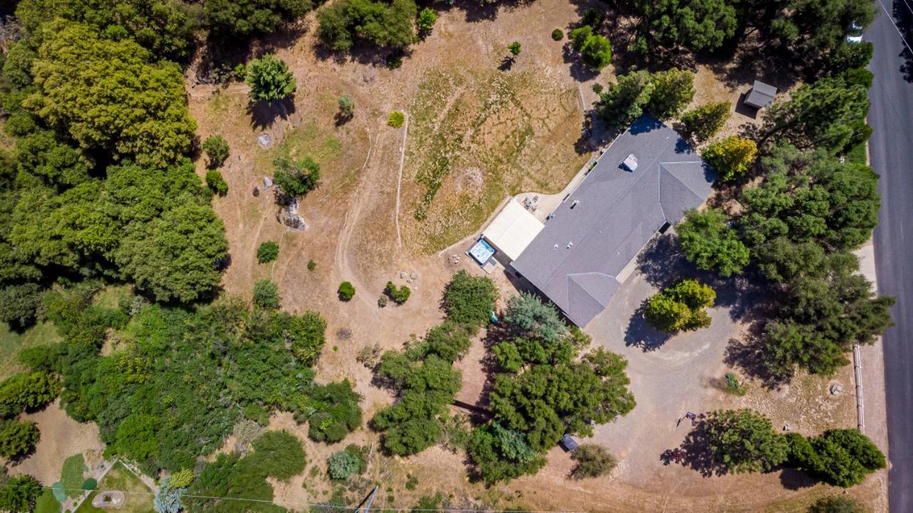 Spectacular Views W/ Hot Tub/bbq -yosemite & Bass Villa *